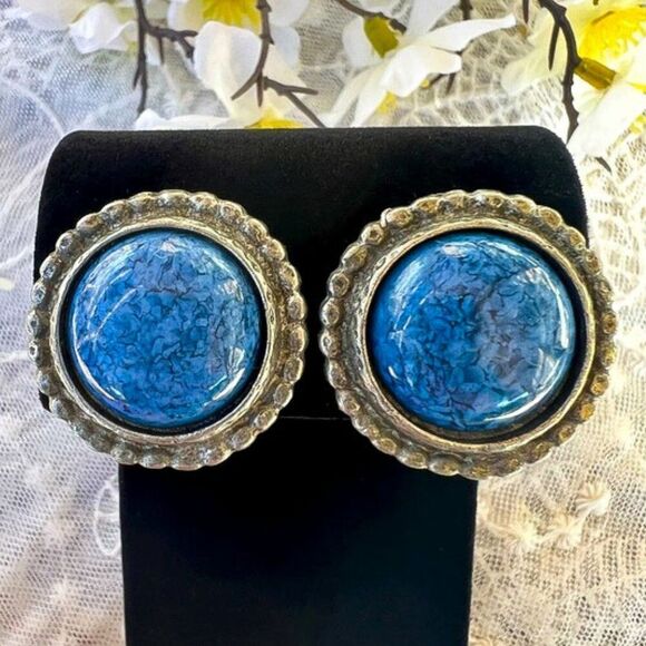 Vintage Jewelry - Vintage Denim Lapis Clip Button Earrings